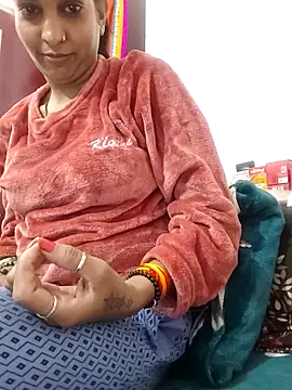 Hotty-Nidhi online show from November 26, 5:19 am