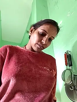 Hotty-Nidhi online show from December 20, 4:27 am