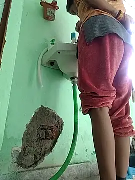 Hotty-Nidhi online show from February 3, 5:16 am