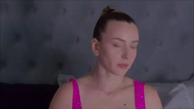 AlexisWhit online show from June 12, 7:49 am