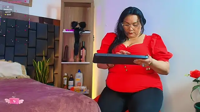 EllenaBoobs  online show from February 12, 4:25 am