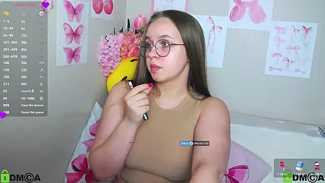 Lilysweet13 online show from September 28, 1:49 pm