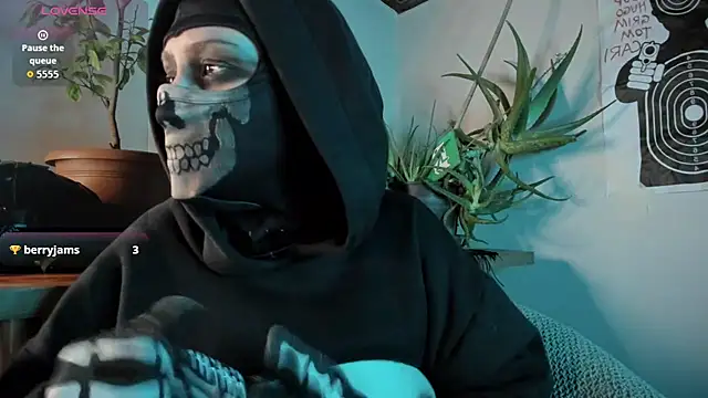 cos operator online show from October 5, 5:51 pm