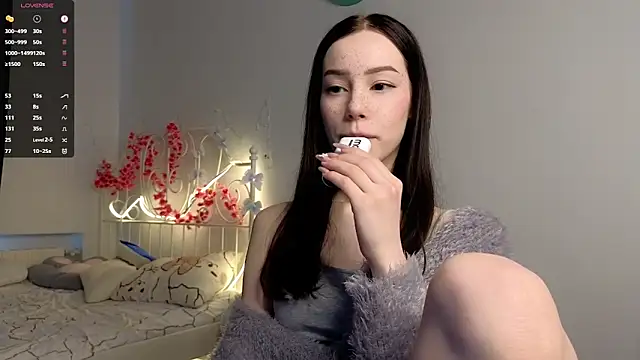 glamourr online show from February 21, 10:05 am