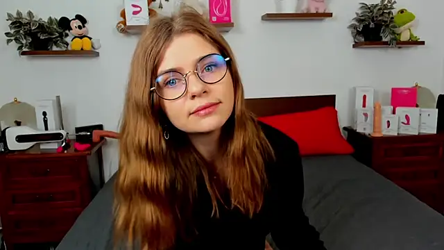 HaleyReedme online show from March 24, 7:25 am