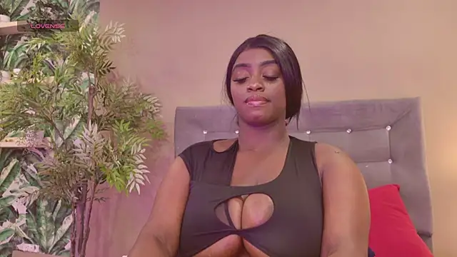 BetsyBennet  online show from October 10, 9:52 pm