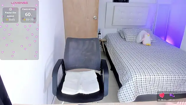 Brithanycullen online show from January 18, 12:40 am