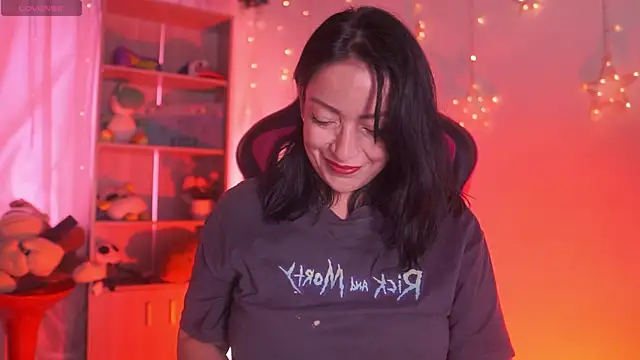 Madison Mayer online show from March 27, 1:12 pm