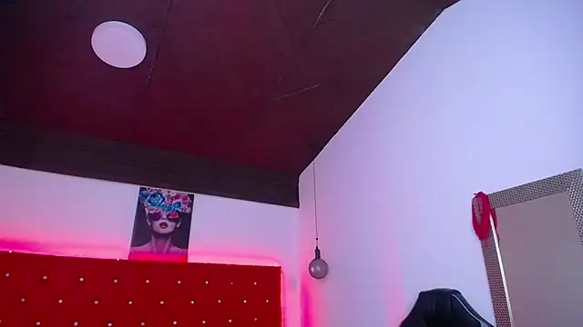 kriss sweetboobs10 online show from May 27, 1:08 pm