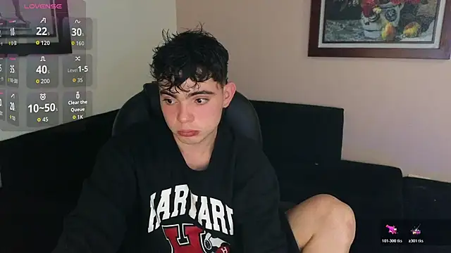 lukeboyce33 online show from March 3, 4:29 am