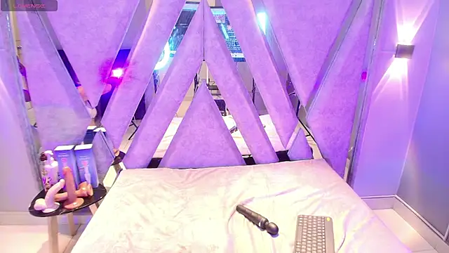 Alice 26  online show from March 20, 2:44 pm