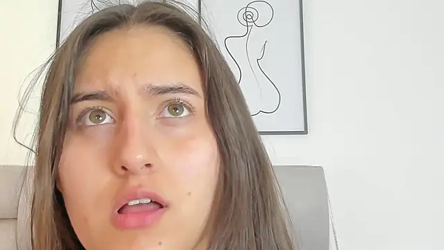 Hanna Evans   online show from September 11, 11:54 am