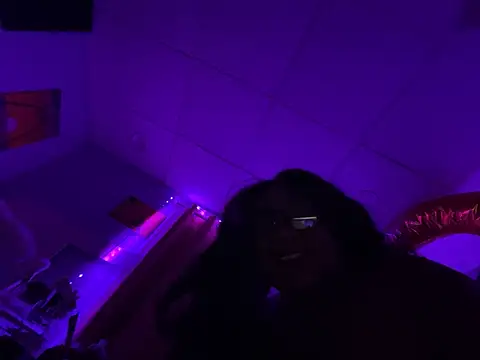 nesiaj21 online show from September 19, 5:50 am