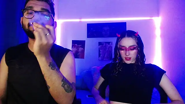 TwinFlamesX online show from September 11, 10:43 pm