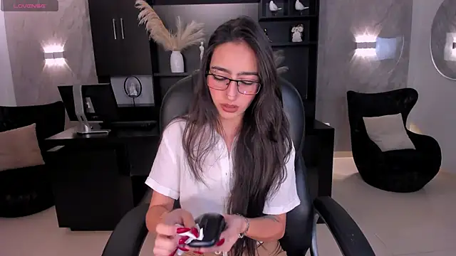 LarisaSmirnov online show from January 12, 5:12 am