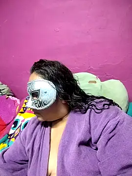 Pequitas sexi online show from June 2, 9:27 pm