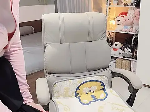 Nabiii6868 online show from March 24, 4:45 pm