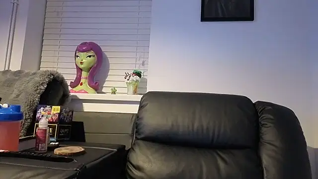 Sizzling Indie36 online show from February 10, 10:57 pm