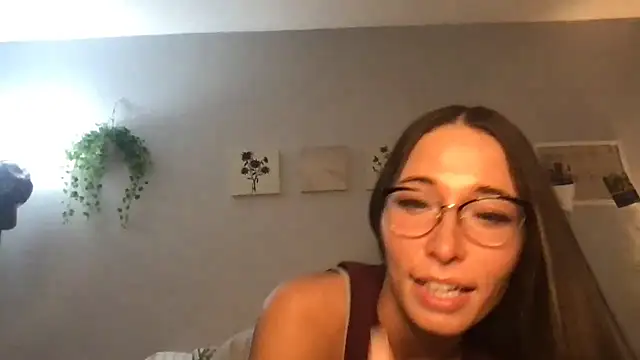 JulesLoves online show from October 30, 3:09 am