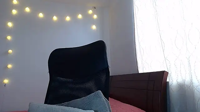 nalafoster online show from January 15, 3:40 pm