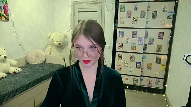 GinnyBlacky online show from October 10, 7:30 pm