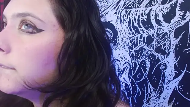 mikaskullcs online show from September 13, 1:24 am