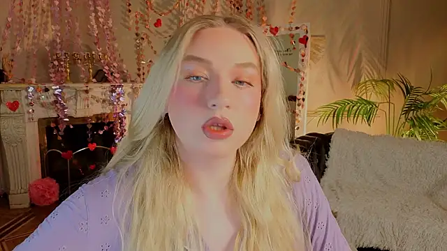 Jes Solar online show from February 15, 11:15 pm