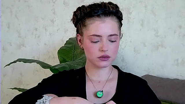 AshleyD  online show from September 29, 3:11 am