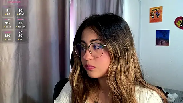 emma  bell  online show from October 8, 9:08 pm