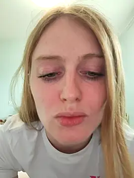 tuny x online show from April 11, 1:37 pm