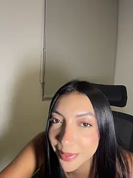 ImAshley1 online show from February 19, 7:19 am