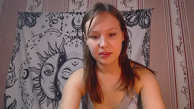 Thighswithspikes online show from September 16, 8:11 am