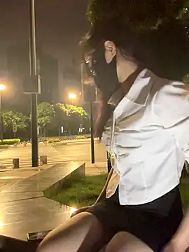 AiBanana online show from September 26, 7:00 pm