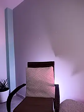 Alicia Montess online show from October 19, 4:14 am