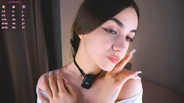 CupSizeGirl online show from October 7, 4:44 pm