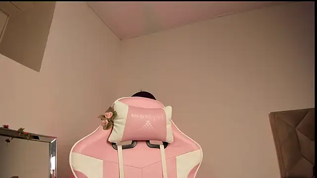 Paprika  online show from November 5, 6:13 pm