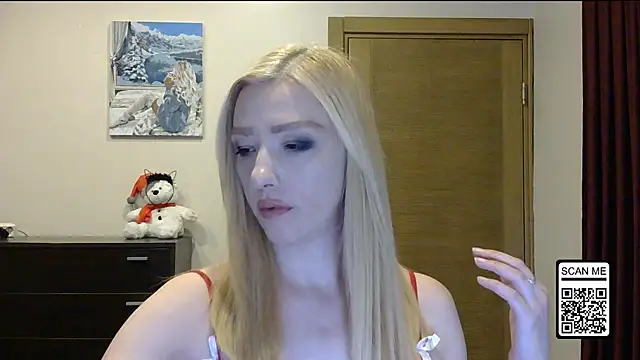 Wild Silk Desire online show from December 1, 3:15 pm