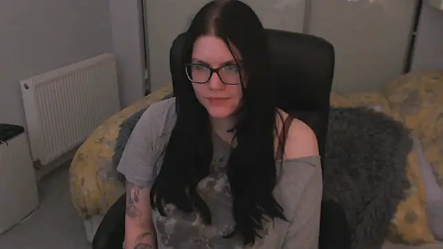 GothSuccubusBabe online show from August 5, 12:39 am