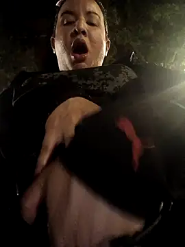 hotCOUPLEPETRA online show from April 21, 12:47 am