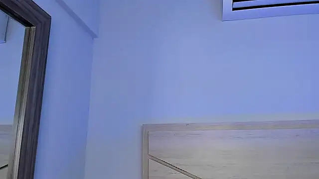 ZoeMorris online show from October 15, 11:46 am