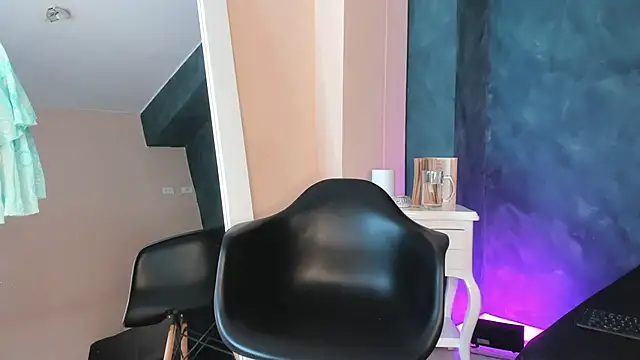 GingerMoon  online show from September 24, 3:33 pm