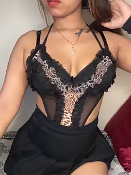 Scarlett 1819 online show from March 15, 6:54 pm