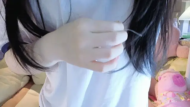 love-uiui online show from October 12, 3:47 pm