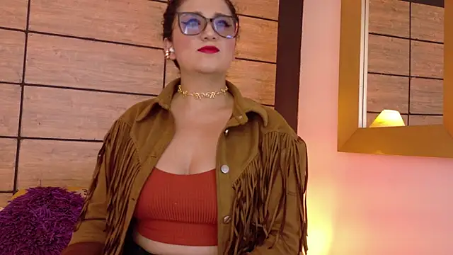 Dakota Rainbow22 online show from April 7, 6:21 pm