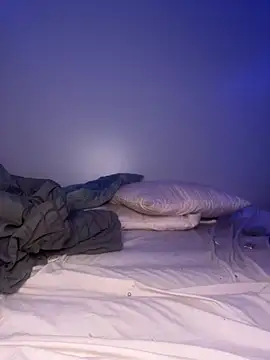 lovergirll555 online show from February 27, 11:15 pm