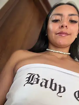 im-isabella online show from June 4, 6:23 pm