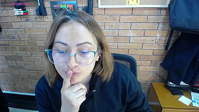 Julieta martin online show from June 5, 4:46 pm