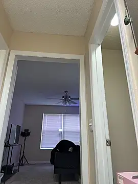 sweetsirenn online show from March 30, 2:27 pm