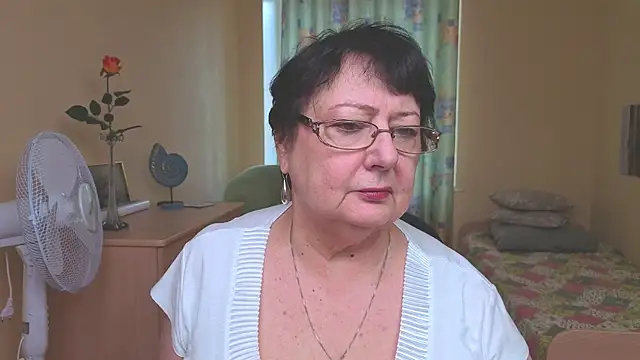 Margo Moll online show from January 17, 11:18 am