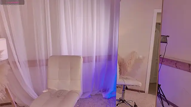 sillybloom online show from June 25, 11:06 pm
